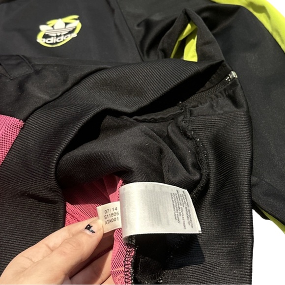 2014 ADIDAS x RITA ORA women's black/multi mesh 3stripe jacket, size medium. - Picture 5 of 5